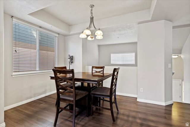 810 N FARMINGTON XING, Farmington, UT 84025