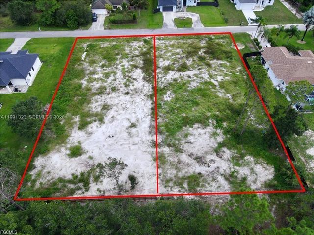 607 COLUMBUS AVE, Lehigh Acres, FL 33972