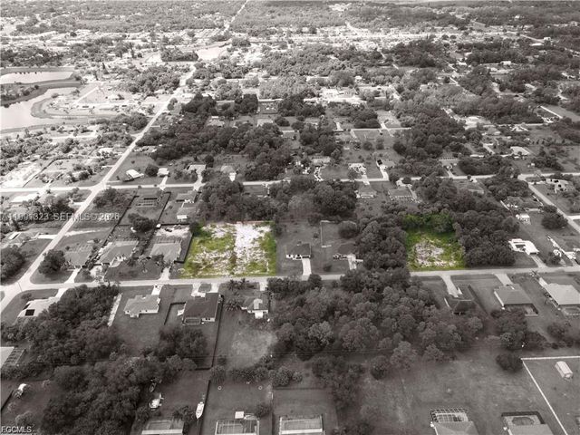 607 COLUMBUS AVE, Lehigh Acres, FL 33972