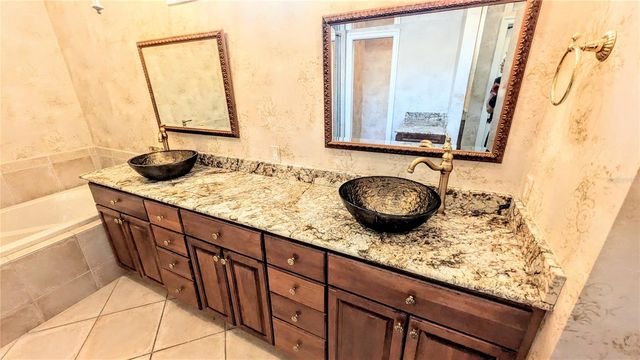 124 TURQUOISE LANE, Osprey, FL 34229