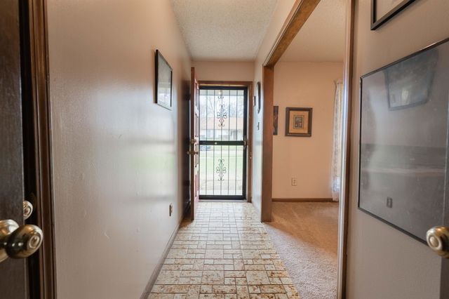 6371 BRIERGATE DR, Bartlett, TN 38134