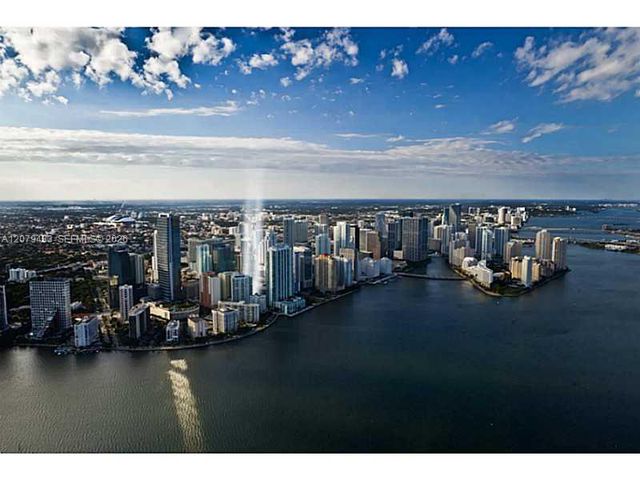 1300 Brickell Bay Drive 1008, Miami, FL 33131