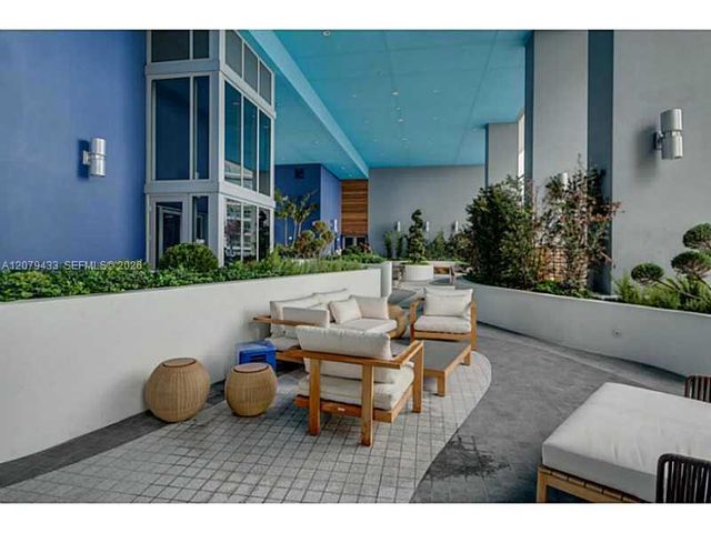 1300 Brickell Bay Drive 1008, Miami, FL 33131