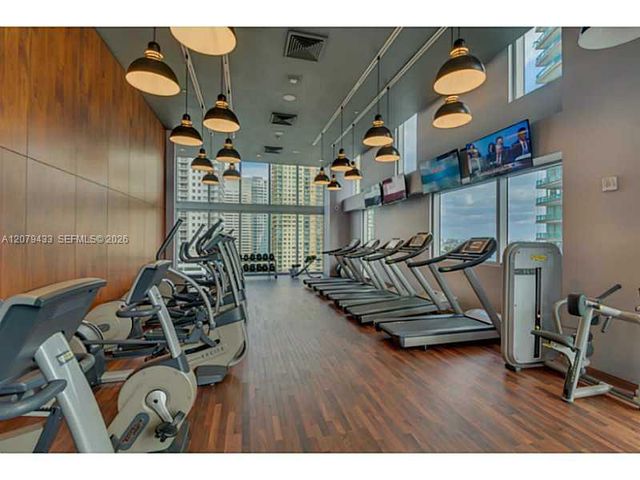 1300 Brickell Bay Drive 1008, Miami, FL 33131