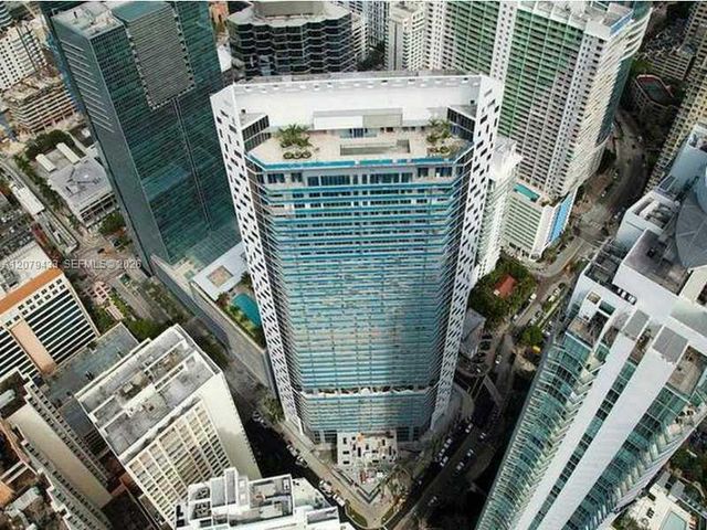 1300 Brickell Bay Drive 1008, Miami, FL 33131