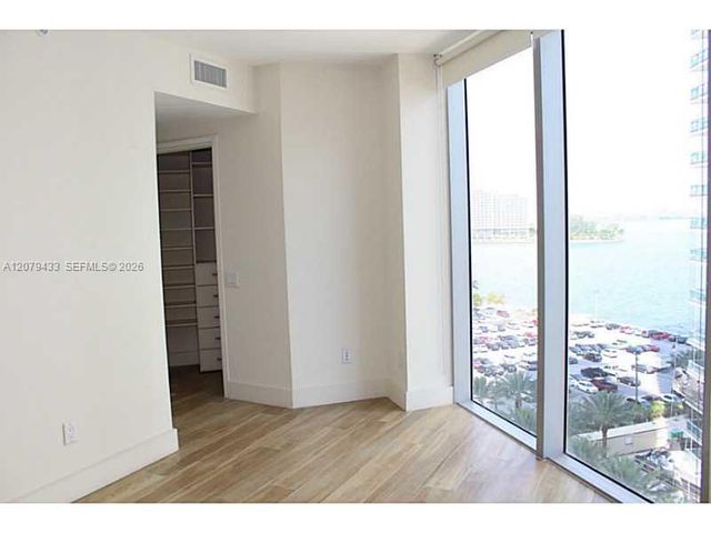 1300 Brickell Bay Drive 1008, Miami, FL 33131