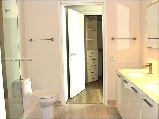 1300 Brickell Bay Drive 1008, Miami, FL 33131