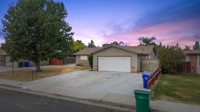 1045 N Westside Street, Porterville, CA 93257
