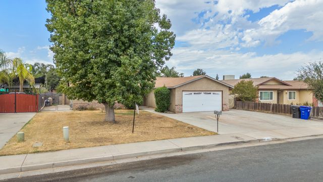 1045 N Westside Street, Porterville, CA 93257