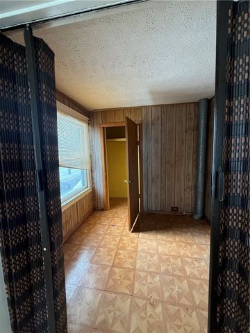 122-124 Shelter Street 2, Rochester, NY 14611