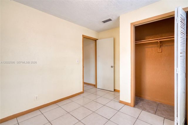 129 SE 4th Avenue 1, Hallandale Beach, FL 33009