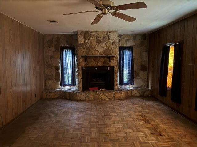 15818 Waverly Drive, Houston, TX 77032