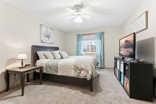 7990 Forest Boulevard D, Woodbury, MN 55125