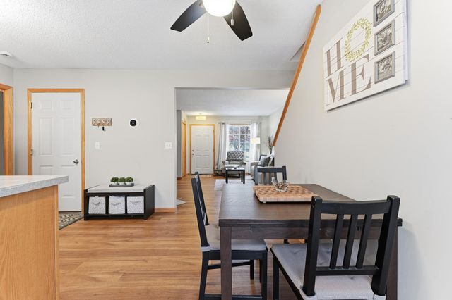 7990 Forest Boulevard D, Woodbury, MN 55125