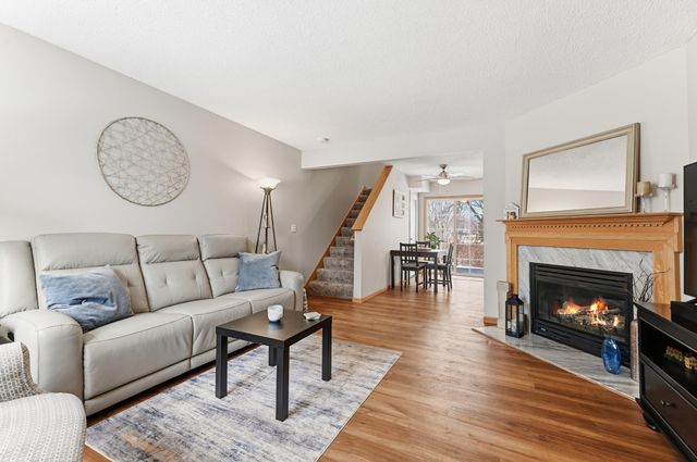 7990 Forest Boulevard D, Woodbury, MN 55125