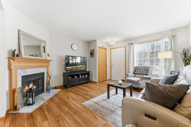 7990 Forest Boulevard D, Woodbury, MN 55125