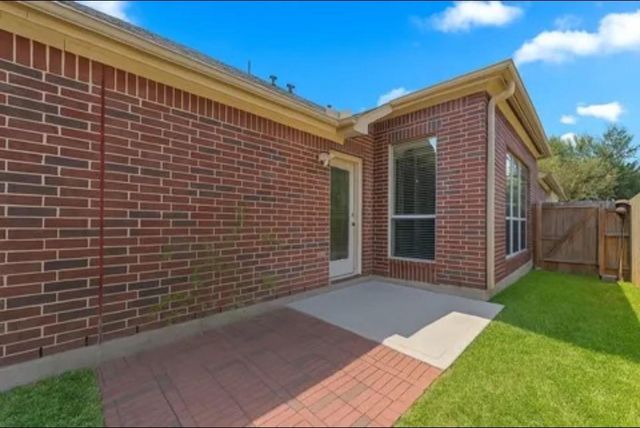 21 Palm Desert Drive, Manvel, TX 77578