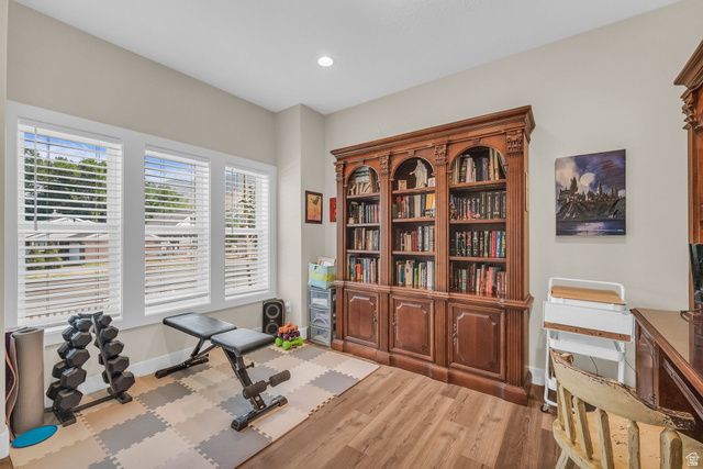 410 E PAGES LN, Centerville, UT 84014