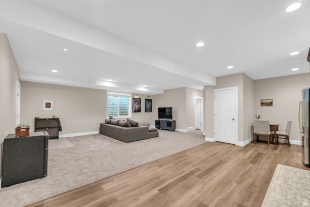 410 E PAGES LN, Centerville, UT 84014