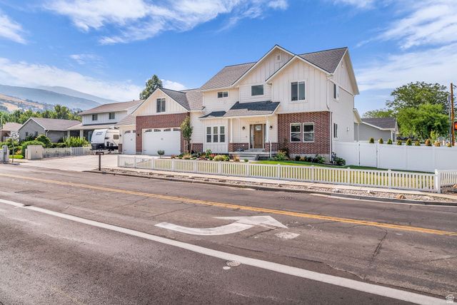 410 E PAGES LN, Centerville, UT 84014