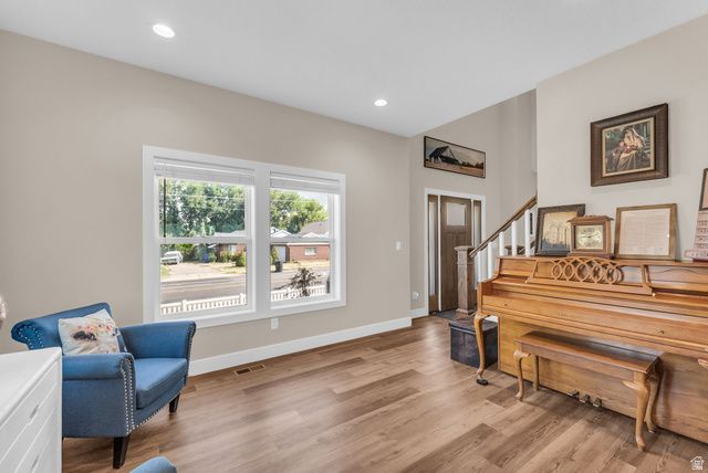 410 E PAGES LN, Centerville, UT 84014