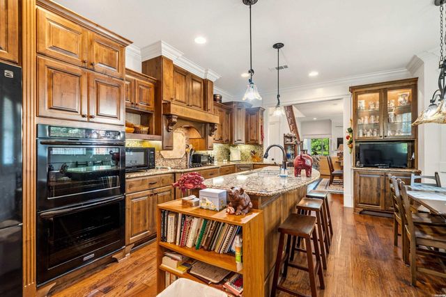 671 Shady Grove Road, Hot Springs, AR 71901