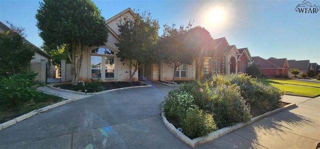 1608 TANGLEWOOD DRIVE, Wichita Falls, TX 76309