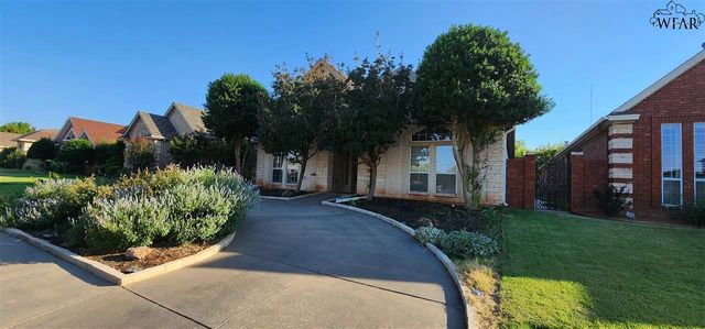 1608 TANGLEWOOD DRIVE, Wichita Falls, TX 76309