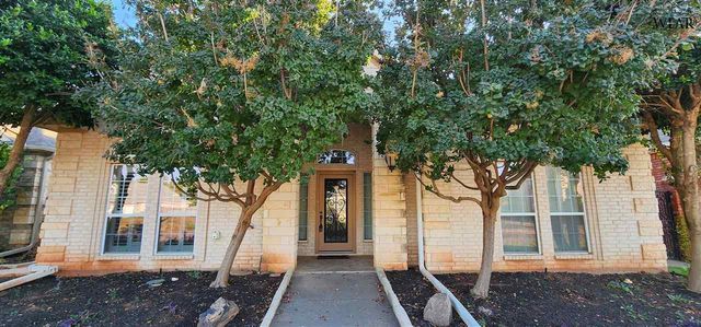 1608 TANGLEWOOD DRIVE, Wichita Falls, TX 76309