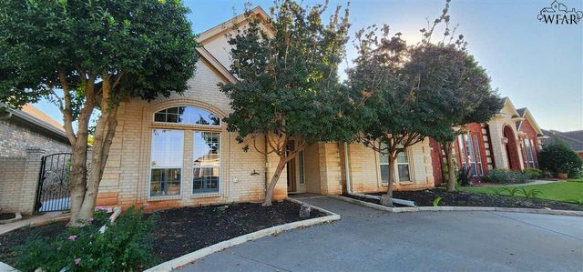 1608 TANGLEWOOD DRIVE, Wichita Falls, TX 76309