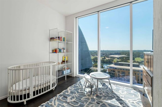 301 West Ave 1807, Austin, TX 78701