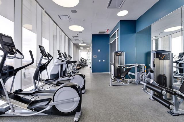 301 West Ave 1807, Austin, TX 78701
