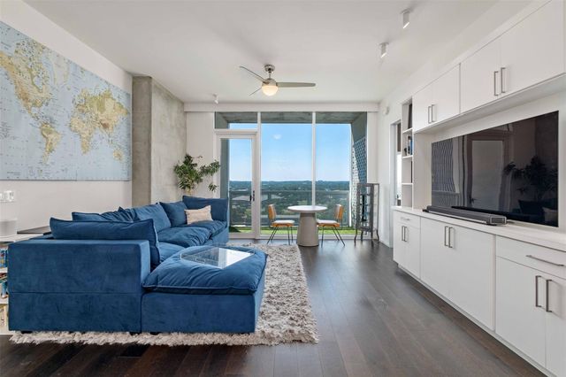 301 West Ave 1807, Austin, TX 78701