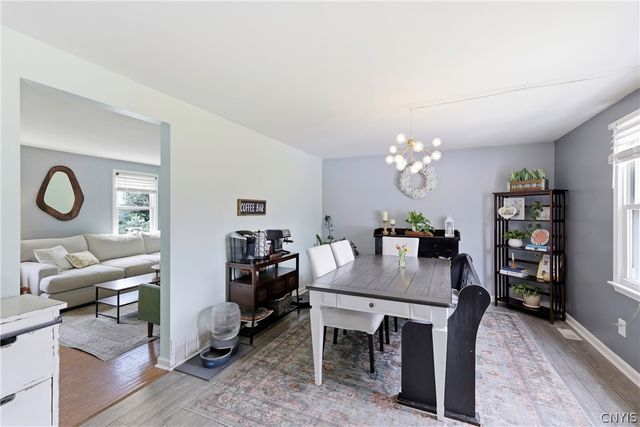 205 Sizzano, Camillus, NY 13209