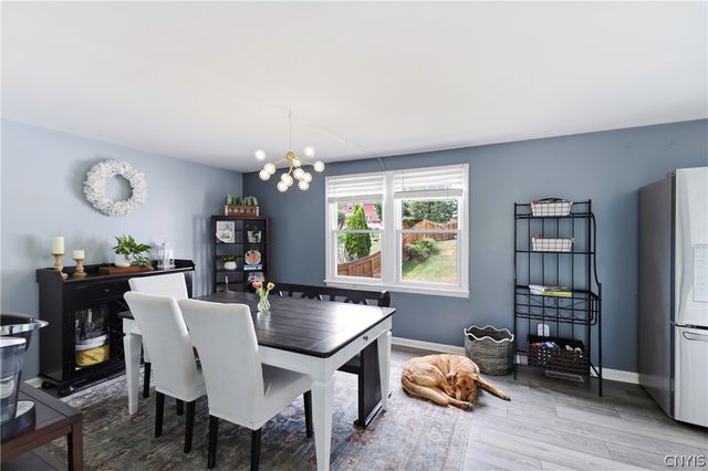 205 Sizzano, Camillus, NY 13209