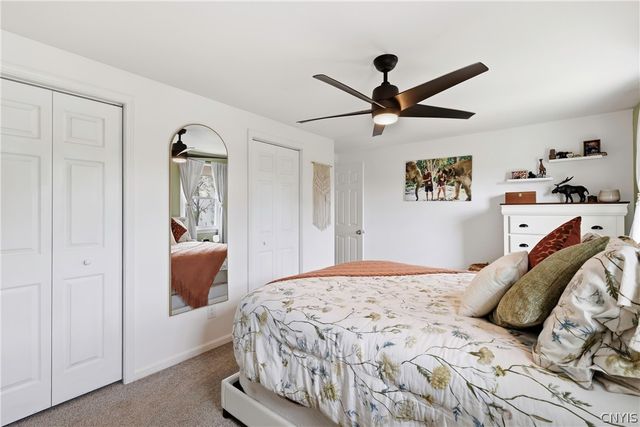 205 Sizzano, Camillus, NY 13209