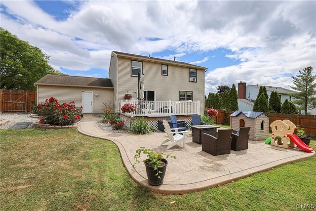 205 Sizzano, Camillus, NY 13209