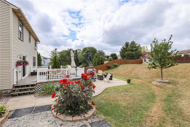 205 Sizzano, Camillus, NY 13209