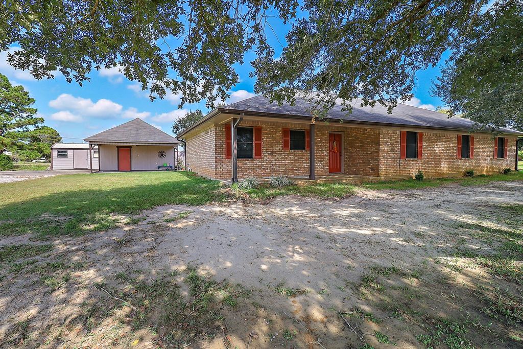 4635 Still Meadows Street, Liberty, TX 77575
