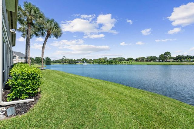18 MAGNOLIA DRIVE S B, Ormond Beach, FL 32174