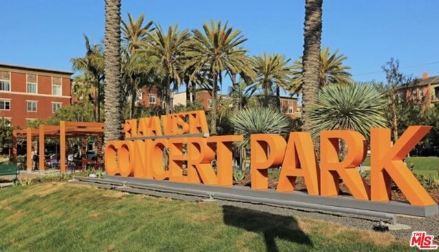 6020 Seabluff Drive 205, Los Angeles, CA 90094