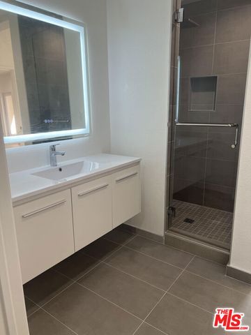 6020 Seabluff Drive 205, Los Angeles, CA 90094