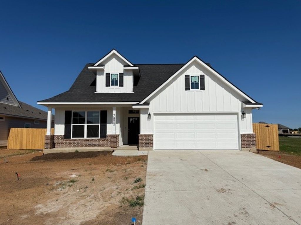 7802 Redbud Road, Navasota, TX 77868