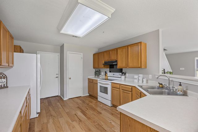 2112 Perkins PL, Georgetown, TX 78626