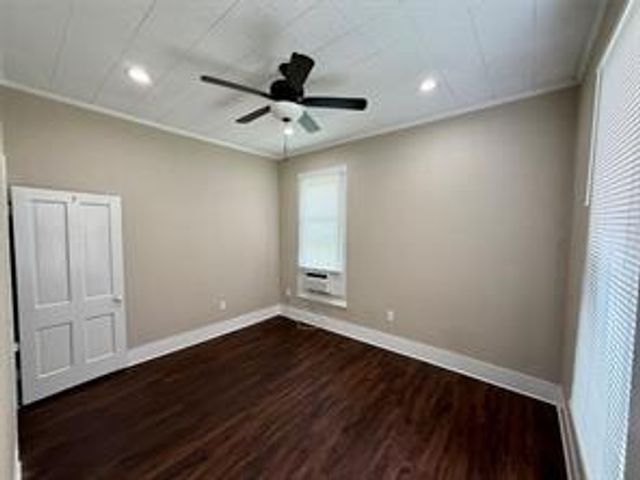 1403 14th Street 2, Huntsville, TX 77340