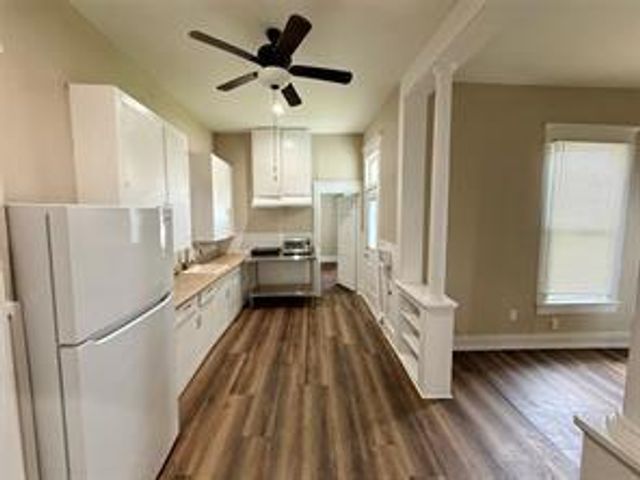 1403 14th Street 2, Huntsville, TX 77340