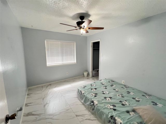 13411 Natasha Lane, Houston, TX 77015