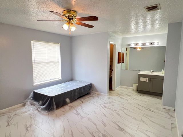 13411 Natasha Lane, Houston, TX 77015