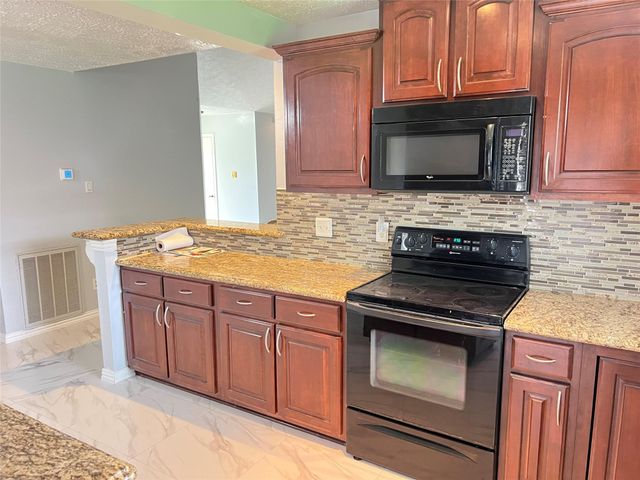 13411 Natasha Lane, Houston, TX 77015