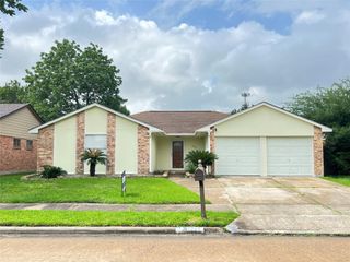 13411 Natasha Lane, Houston, TX 77015